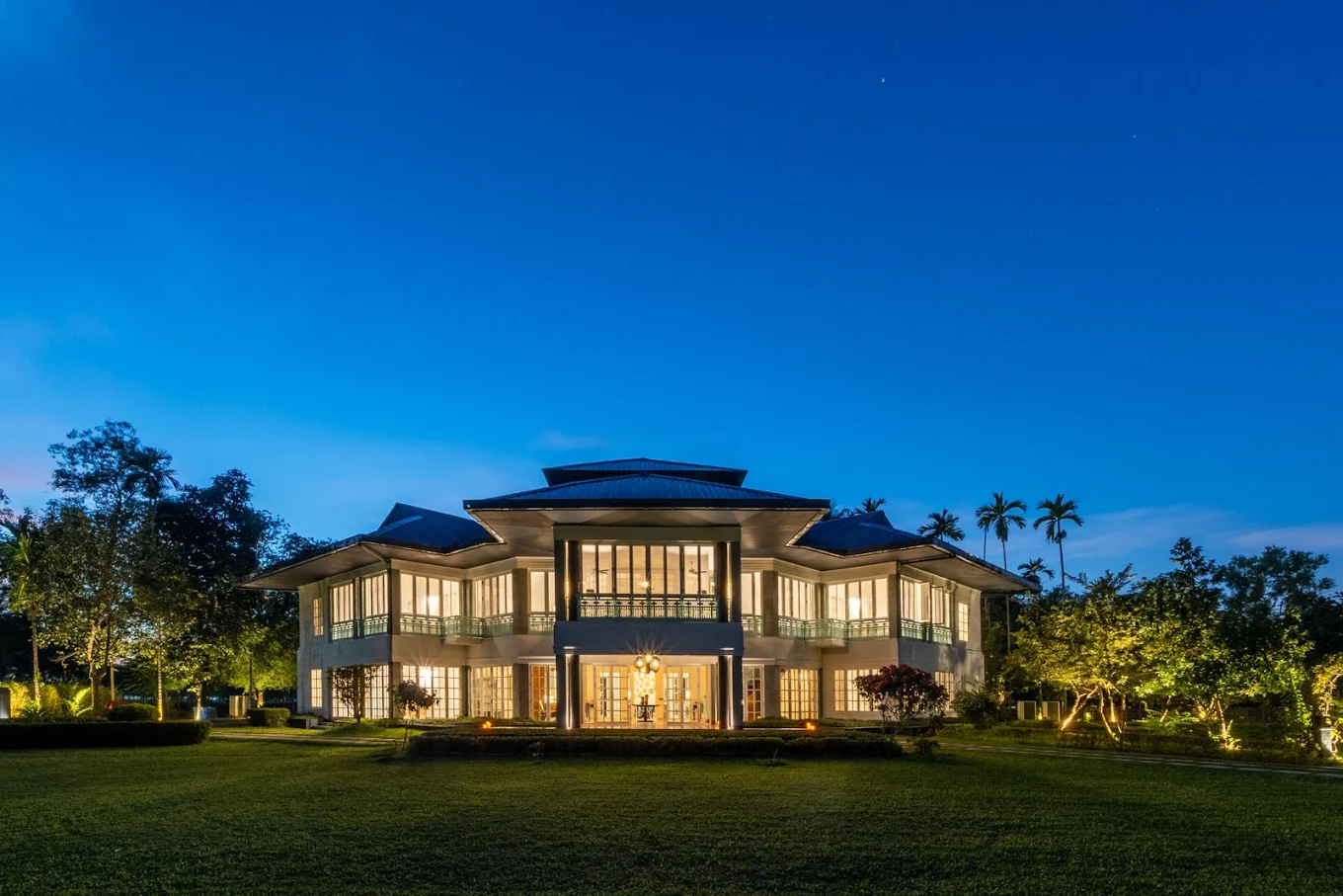 Best Luxury Stay Experience